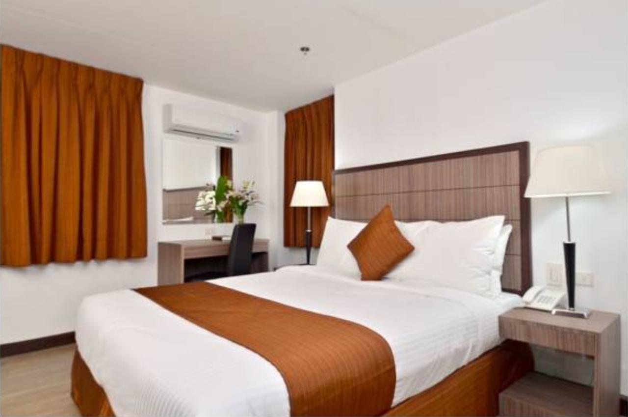 Tyche Boutique Hotel Legazpi Esterno foto