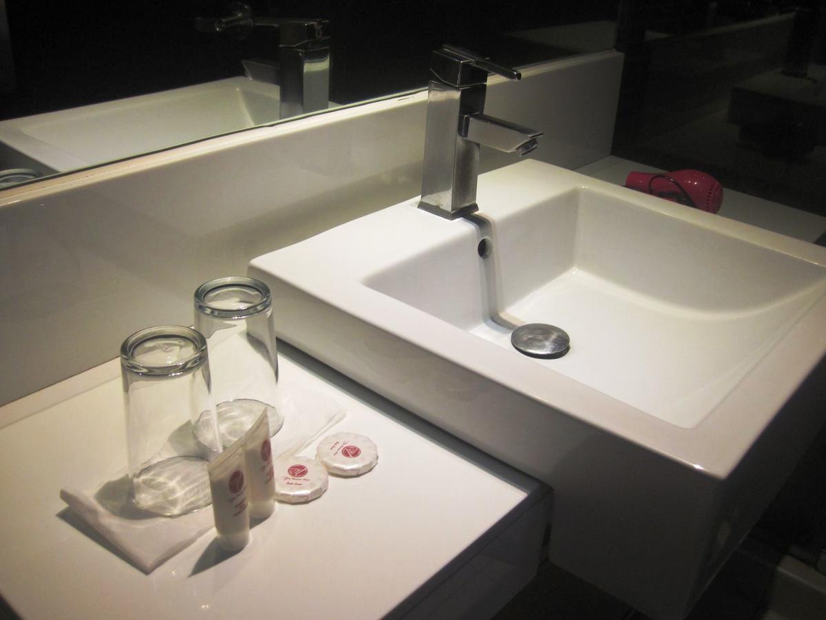 Tyche Boutique Hotel Legazpi Esterno foto