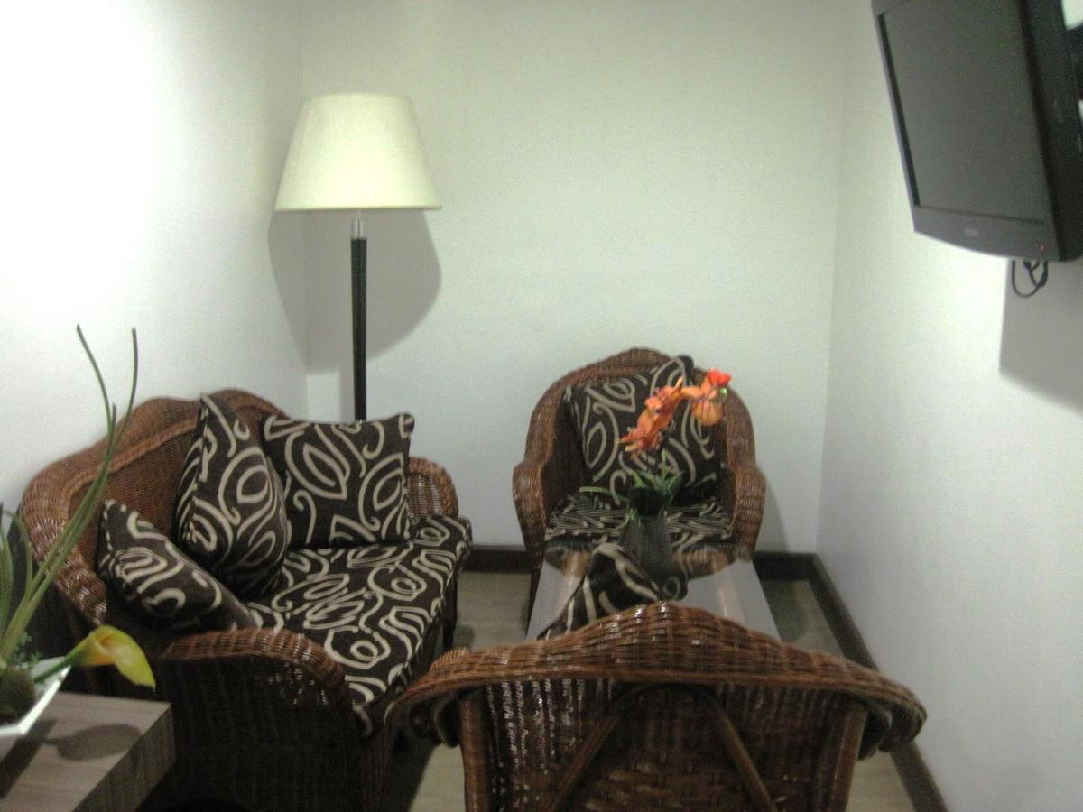 Tyche Boutique Hotel Legazpi Esterno foto